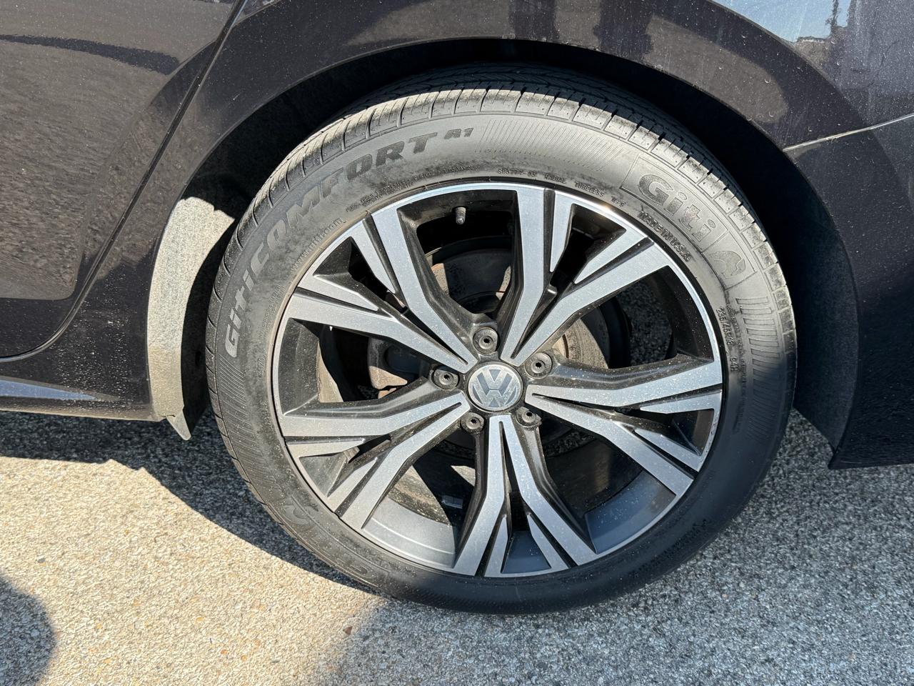 Volkswagen Passat 2.0T SE Auto 2021