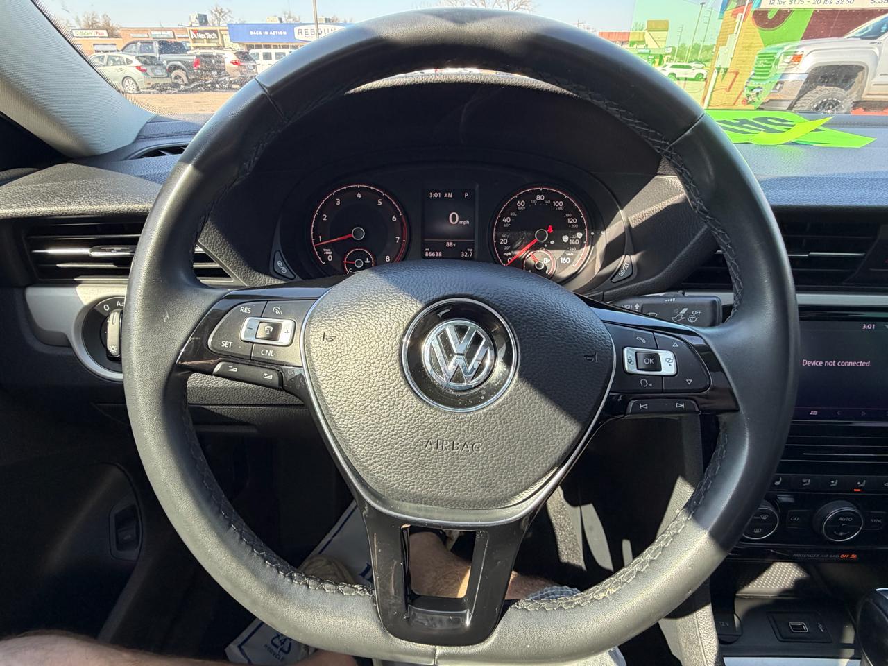 Volkswagen Passat 2.0T SE Auto 2021