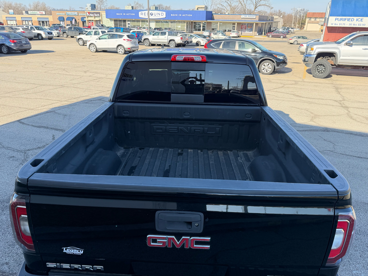 GMC Sierra 1500 4WD Crew Cab 143.5" Denali 2016