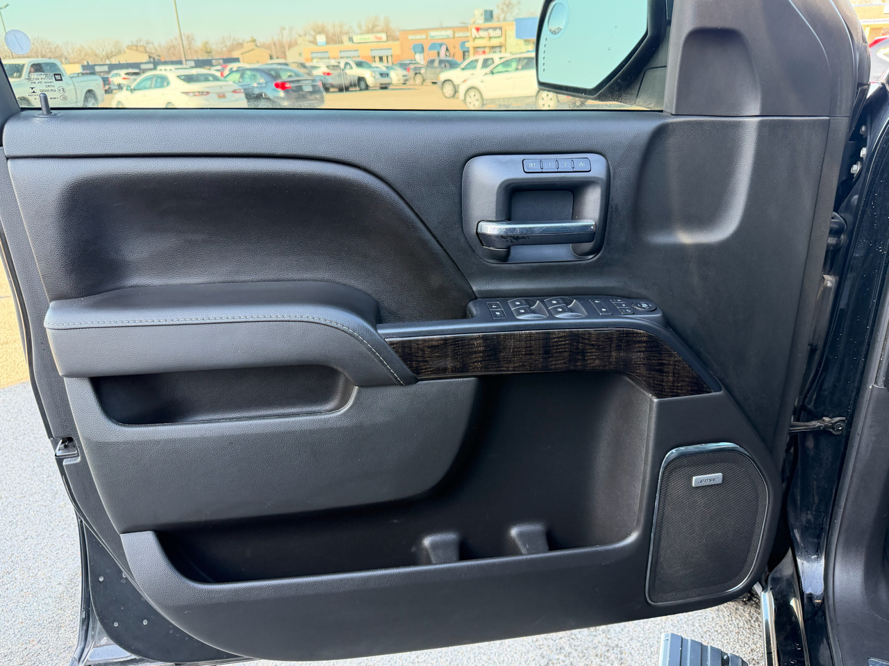 GMC Sierra 1500 4WD Crew Cab 143.5" Denali 2016