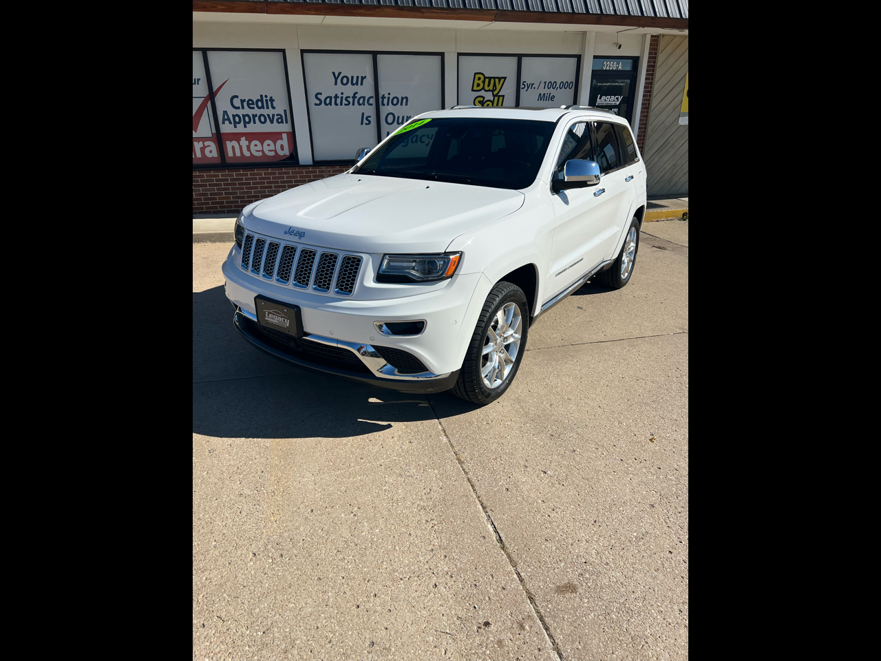 Jeep Grand Cherokee 4WD 4dr Summit 2014 Jeep Grand Cherokee 4WD 4dr Summit 2014