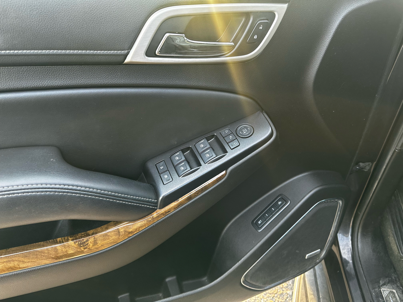 GMC Yukon 4WD 4dr Denali 2016