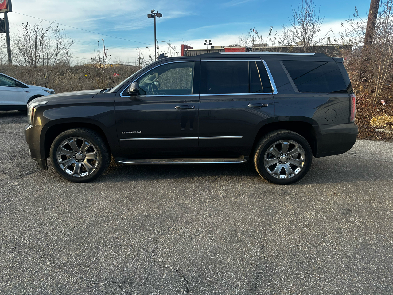 GMC Yukon 4WD 4dr Denali 2016