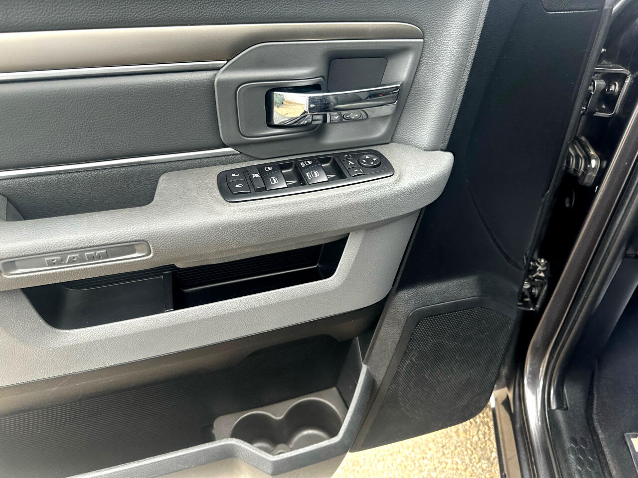 RAM 1500 Lone Star 4x4 Crew Cab 5'7" Box 2018