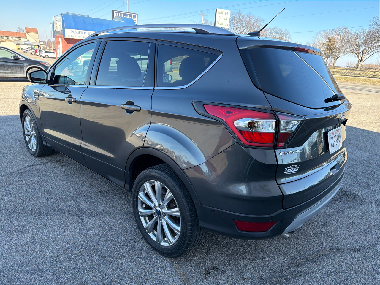 Ford Escape Titanium FWD 2017