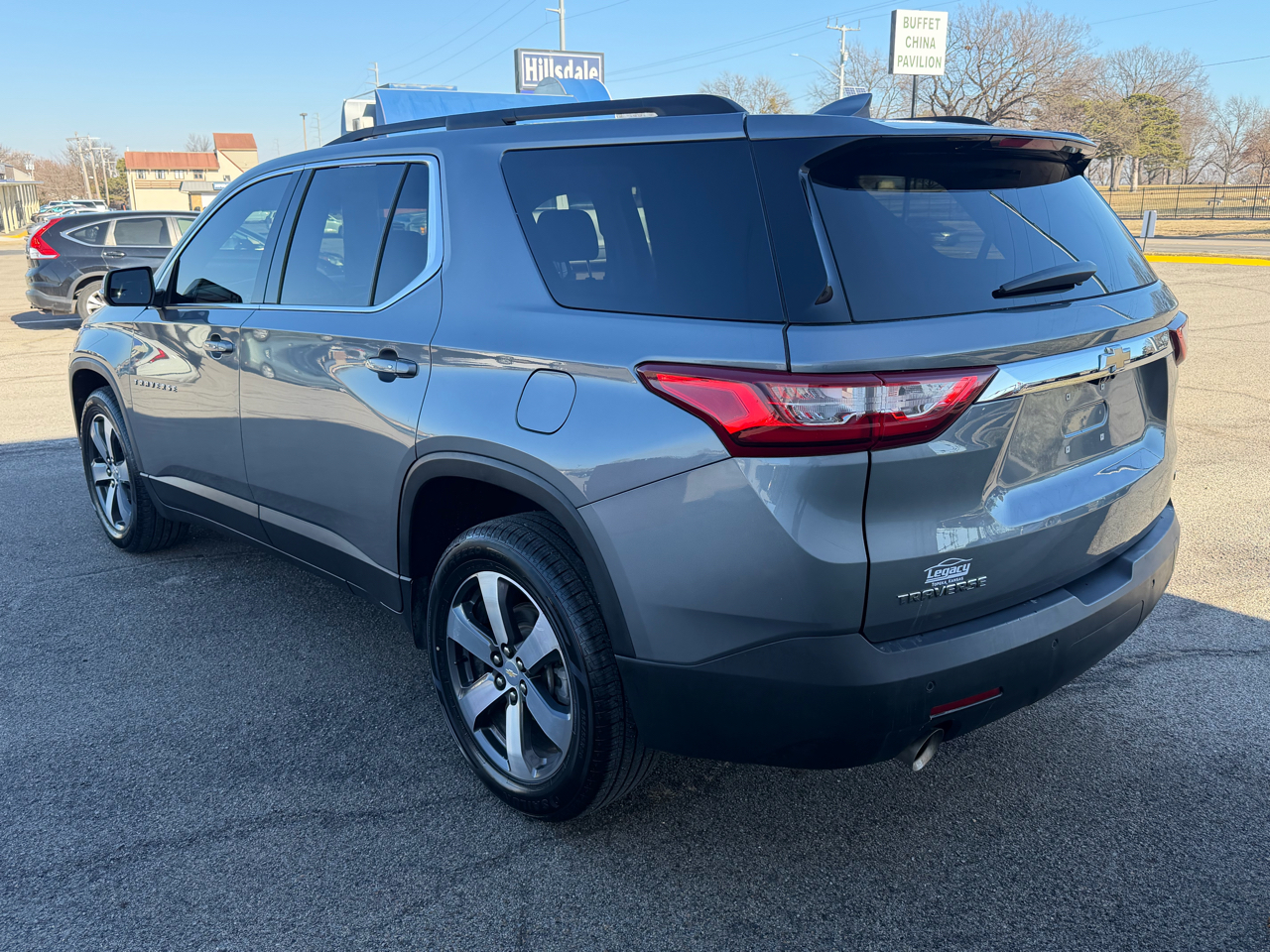 Chevrolet Traverse FWD 4dr LT Leather 2021