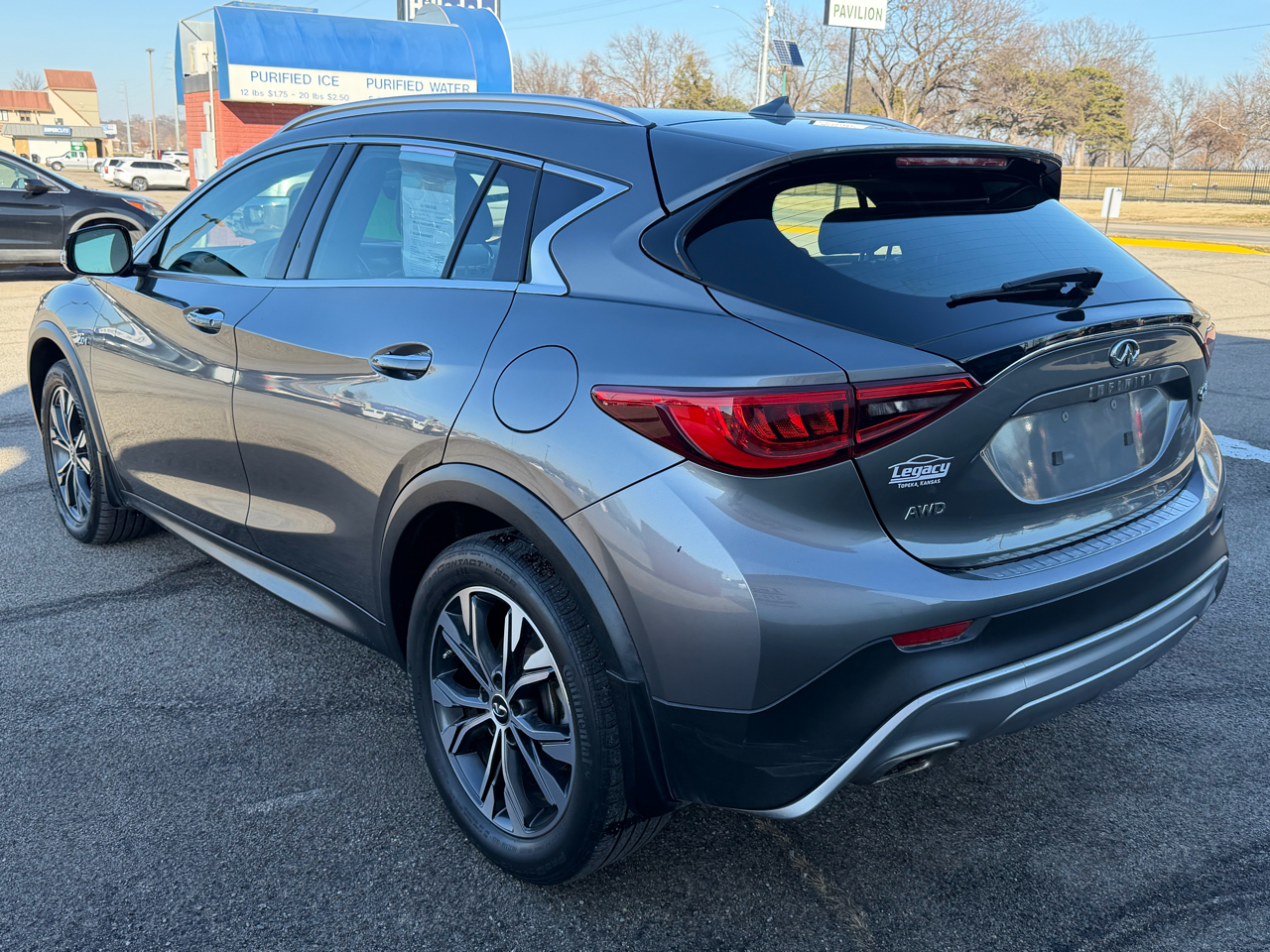 Infiniti QX30 LUXE AWD 2019