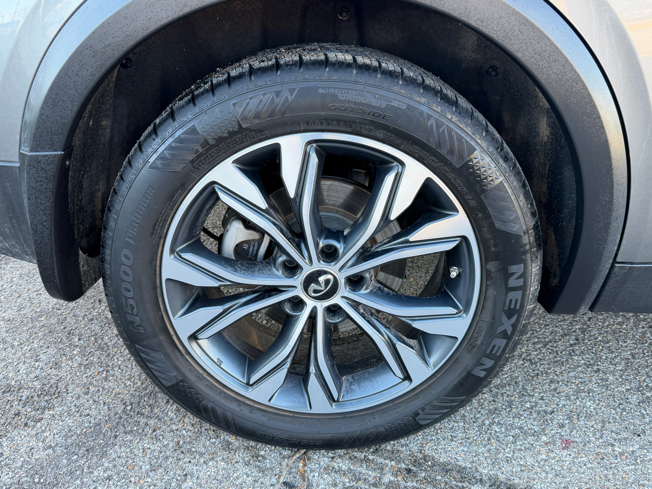 Infiniti QX30 LUXE AWD 2019