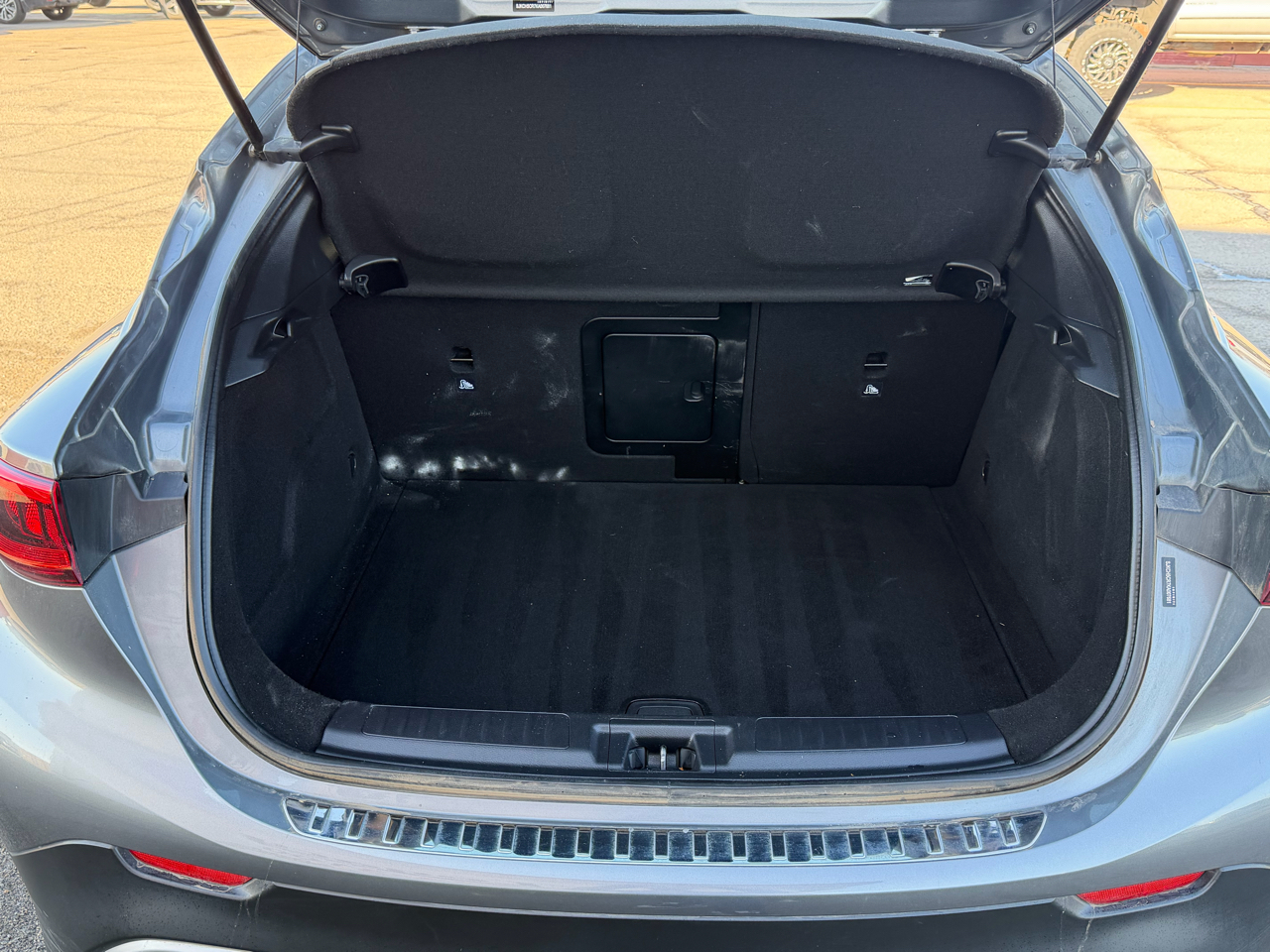 Infiniti QX30 LUXE AWD 2019