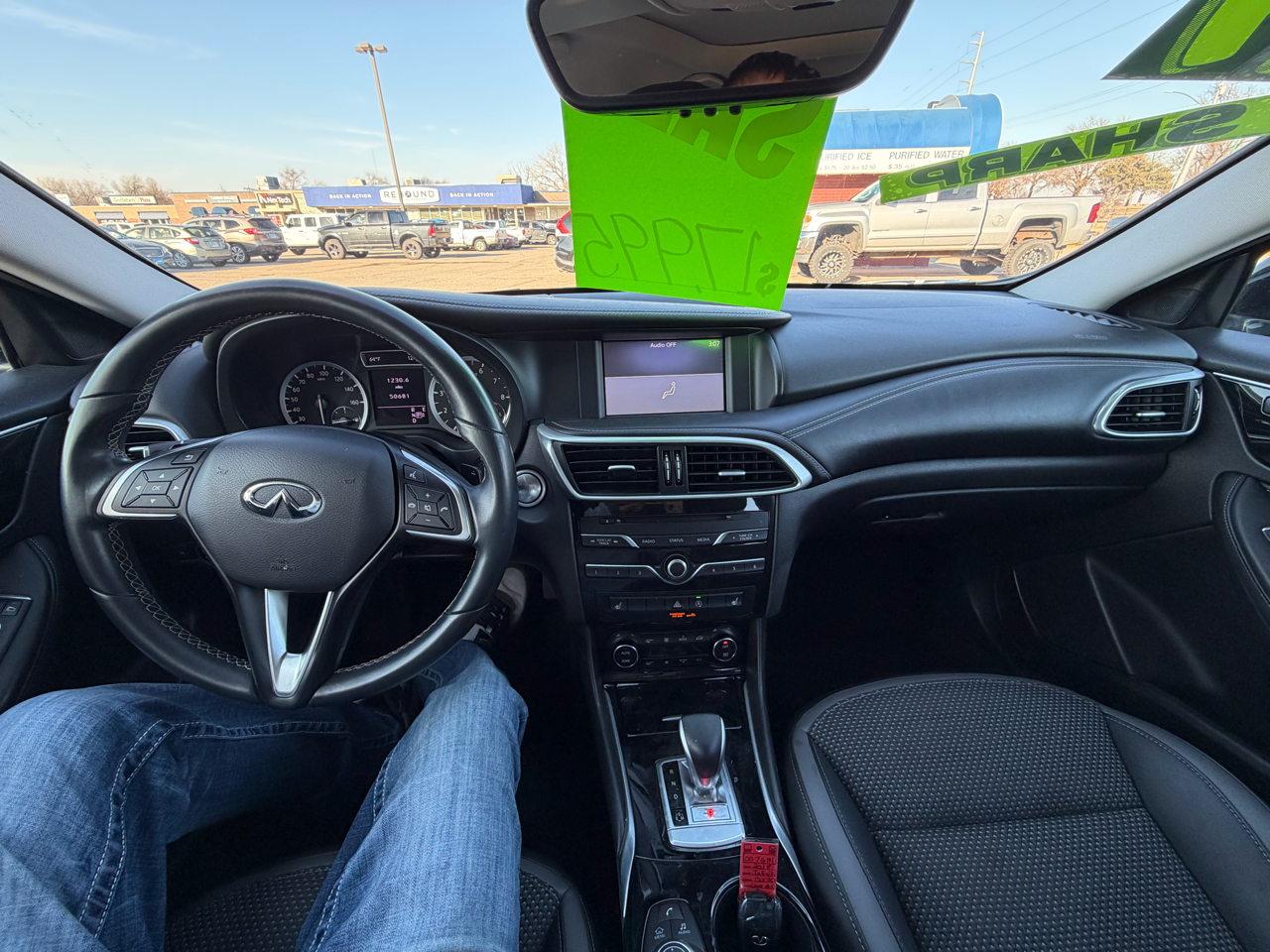 Infiniti QX30 LUXE AWD 2019