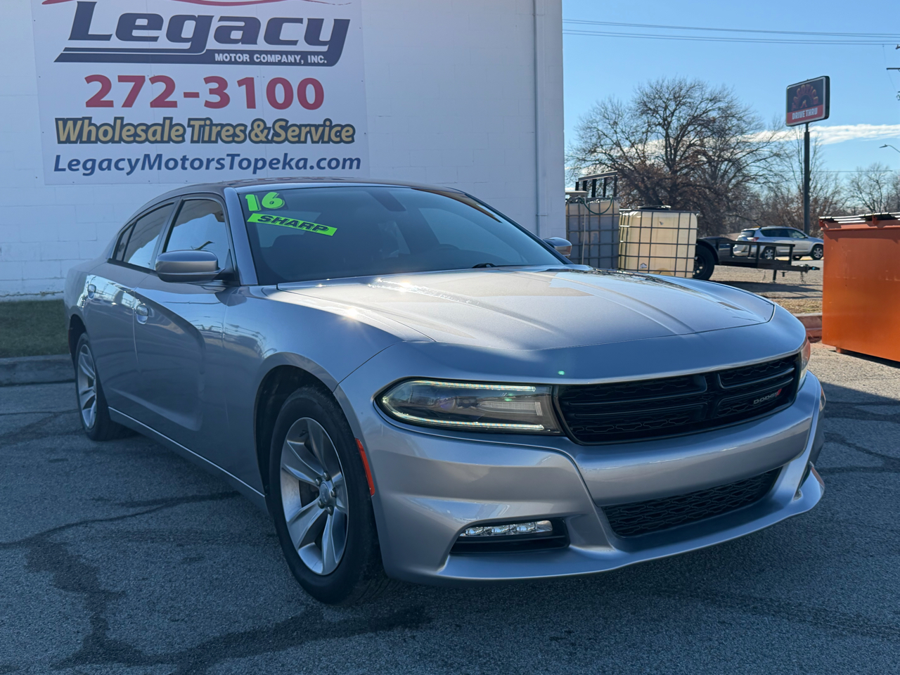 Dodge Charger 4dr Sdn SXT RWD 2016