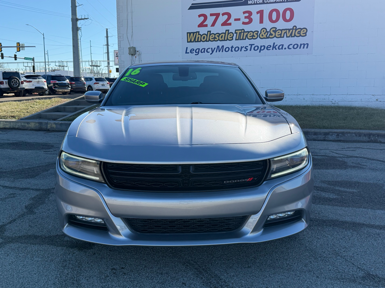 Dodge Charger 4dr Sdn SXT RWD 2016