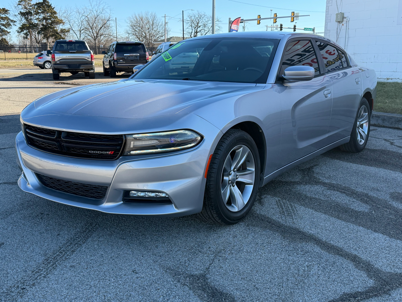 Dodge Charger 4dr Sdn SXT RWD 2016