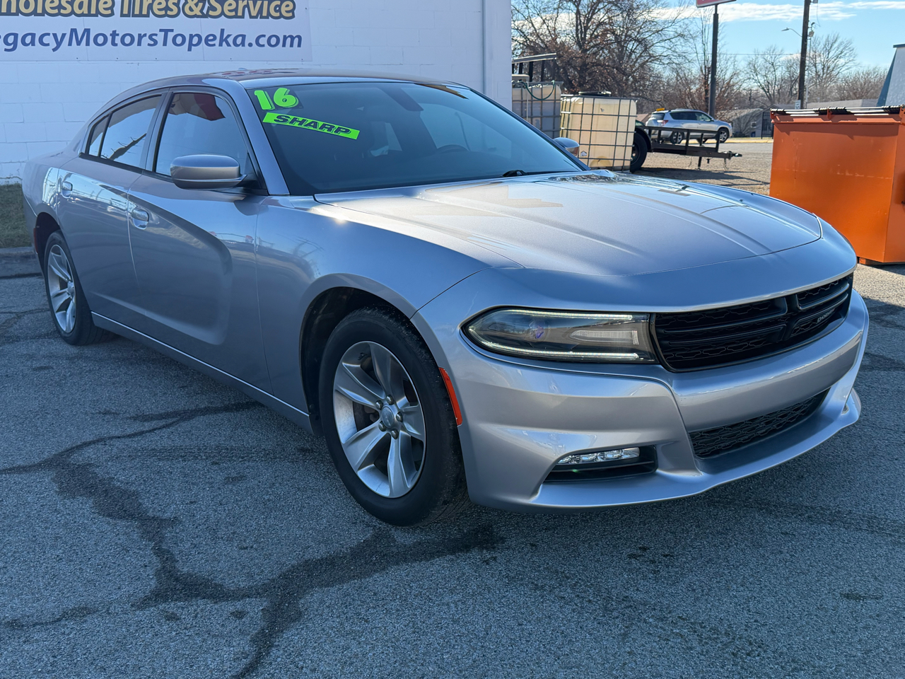 Dodge Charger 4dr Sdn SXT RWD 2016
