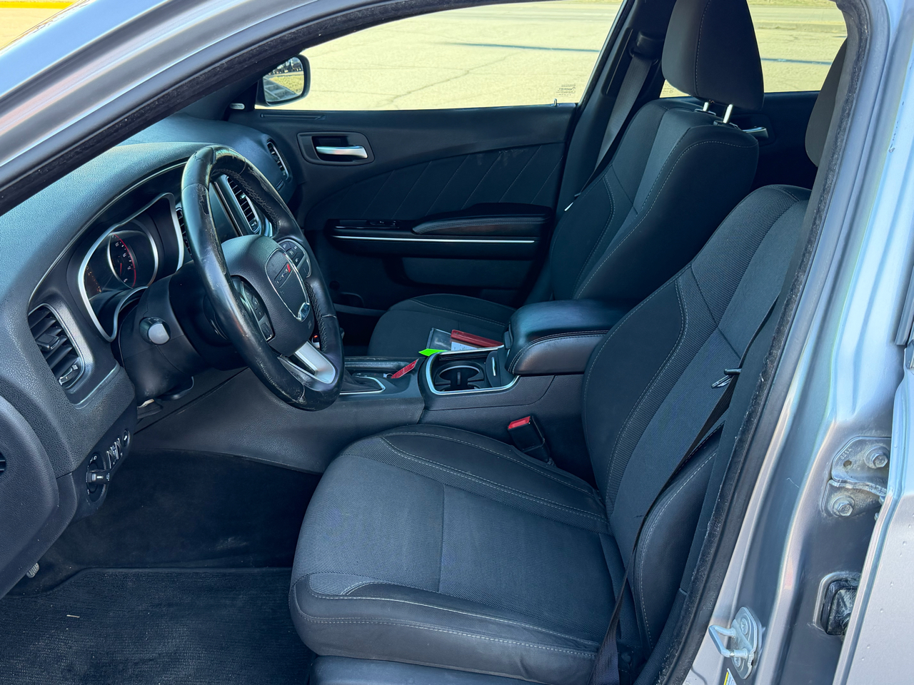 Dodge Charger 4dr Sdn SXT RWD 2016