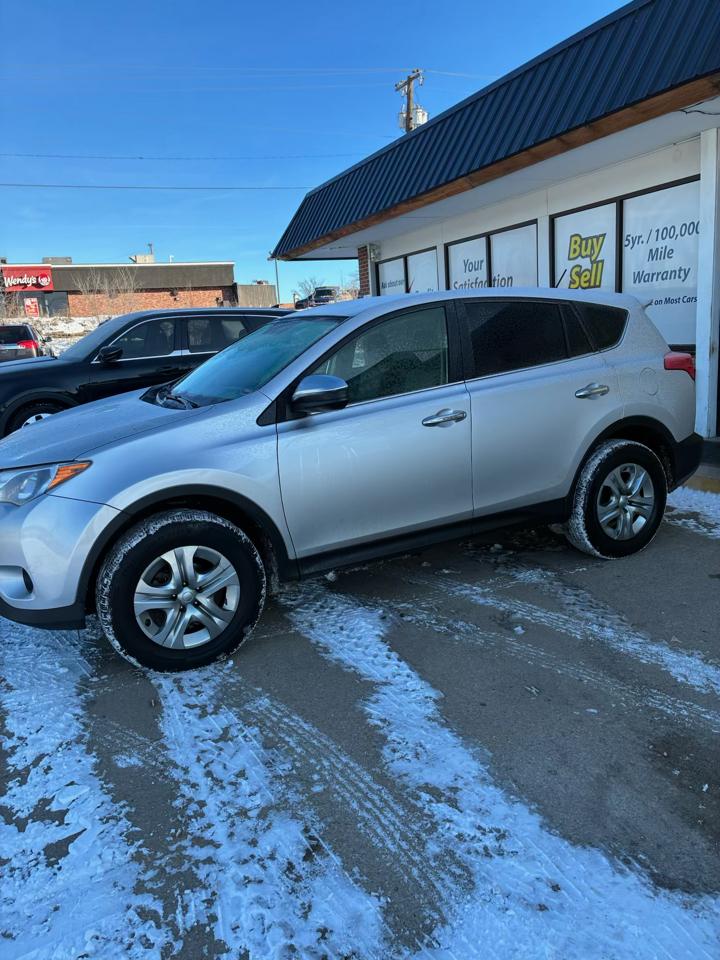 Toyota RAV4 FWD 4dr LE (Natl) 2014