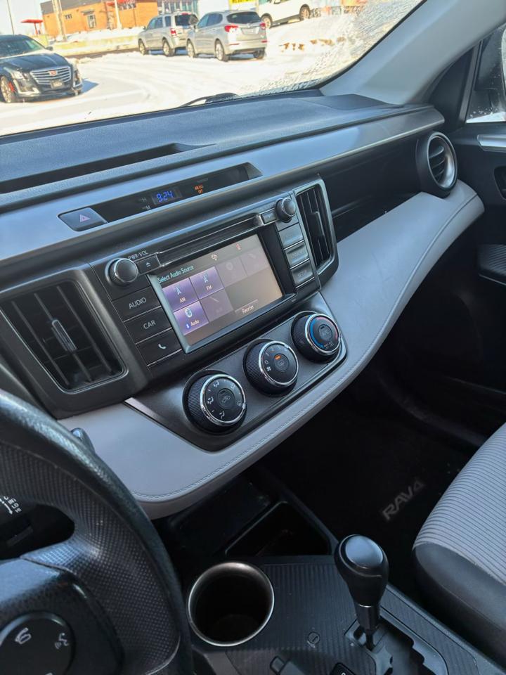 Toyota RAV4 FWD 4dr LE (Natl) 2014