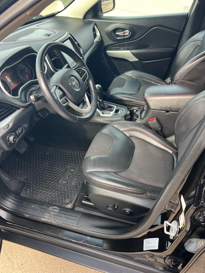 Jeep Cherokee Trailhawk 4x4 *Ltd Avail* 2017