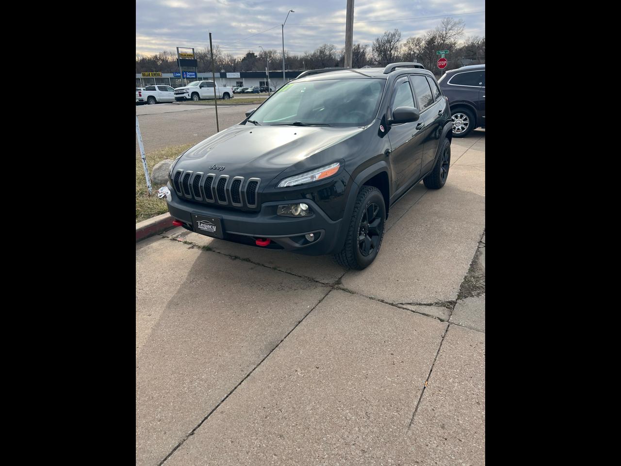 Jeep Cherokee Trailhawk 4x4 *Ltd Avail* 2017