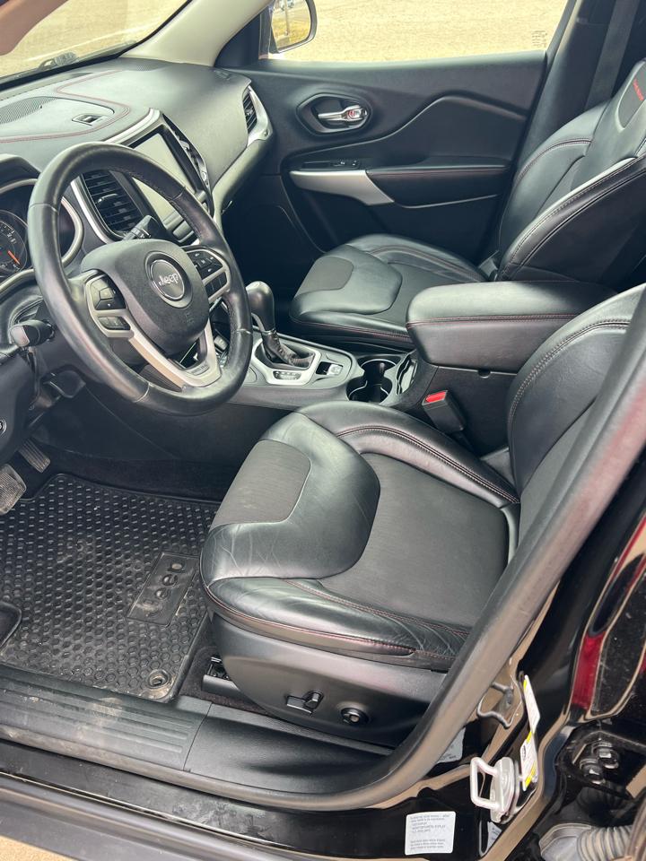 Jeep Cherokee Trailhawk 4x4 *Ltd Avail* 2017