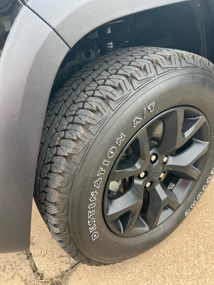 Jeep Cherokee Trailhawk 4x4 *Ltd Avail* 2017