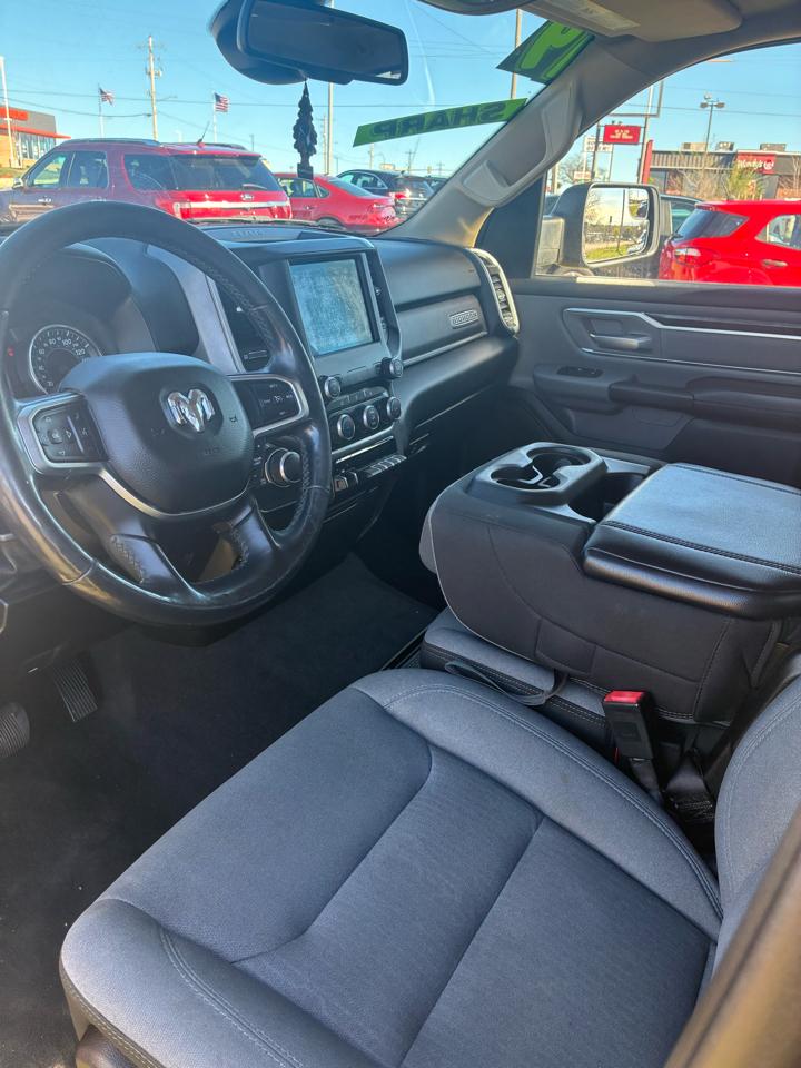 RAM 1500 Big Horn/Lone Star 4x4 Crew Cab 5'7" Box 2019
