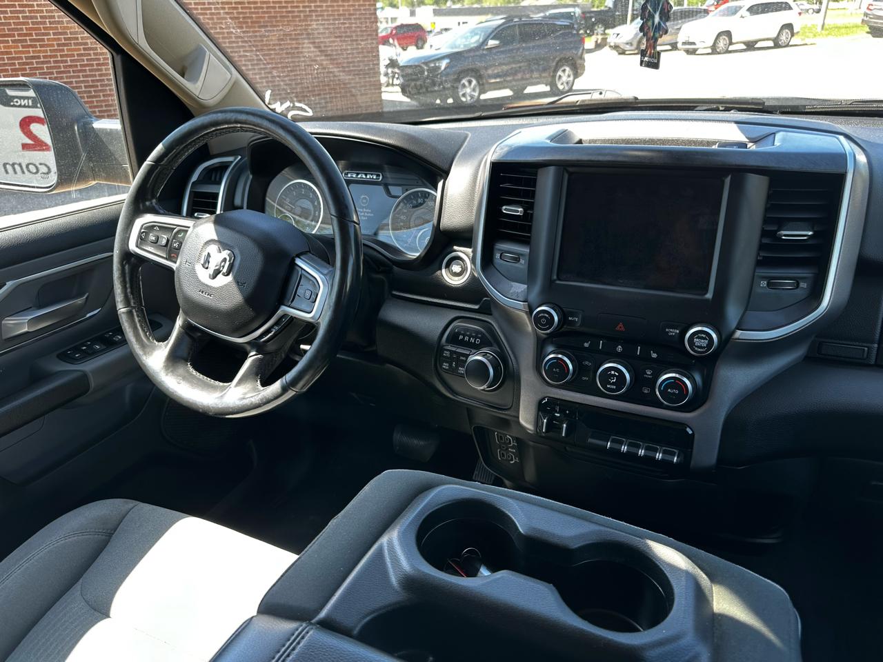 RAM 1500 Big Horn/Lone Star 4x4 Crew Cab 5'7" Box 2019