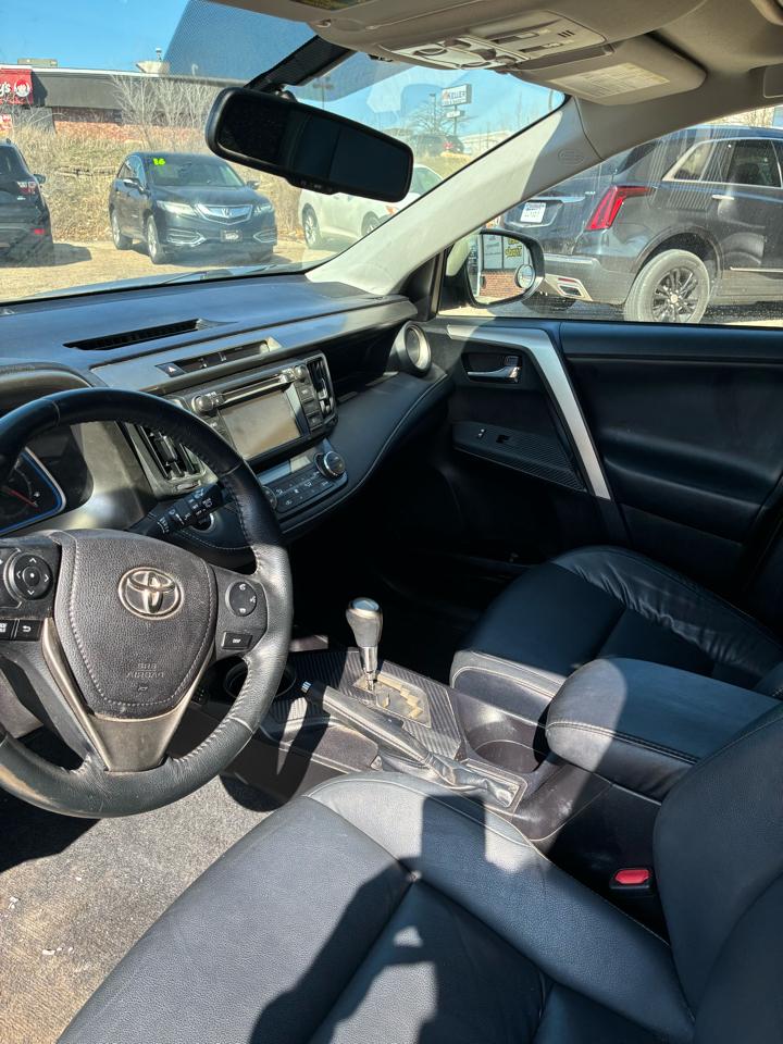 Toyota RAV4 AWD 4dr Limited (Natl) 2015