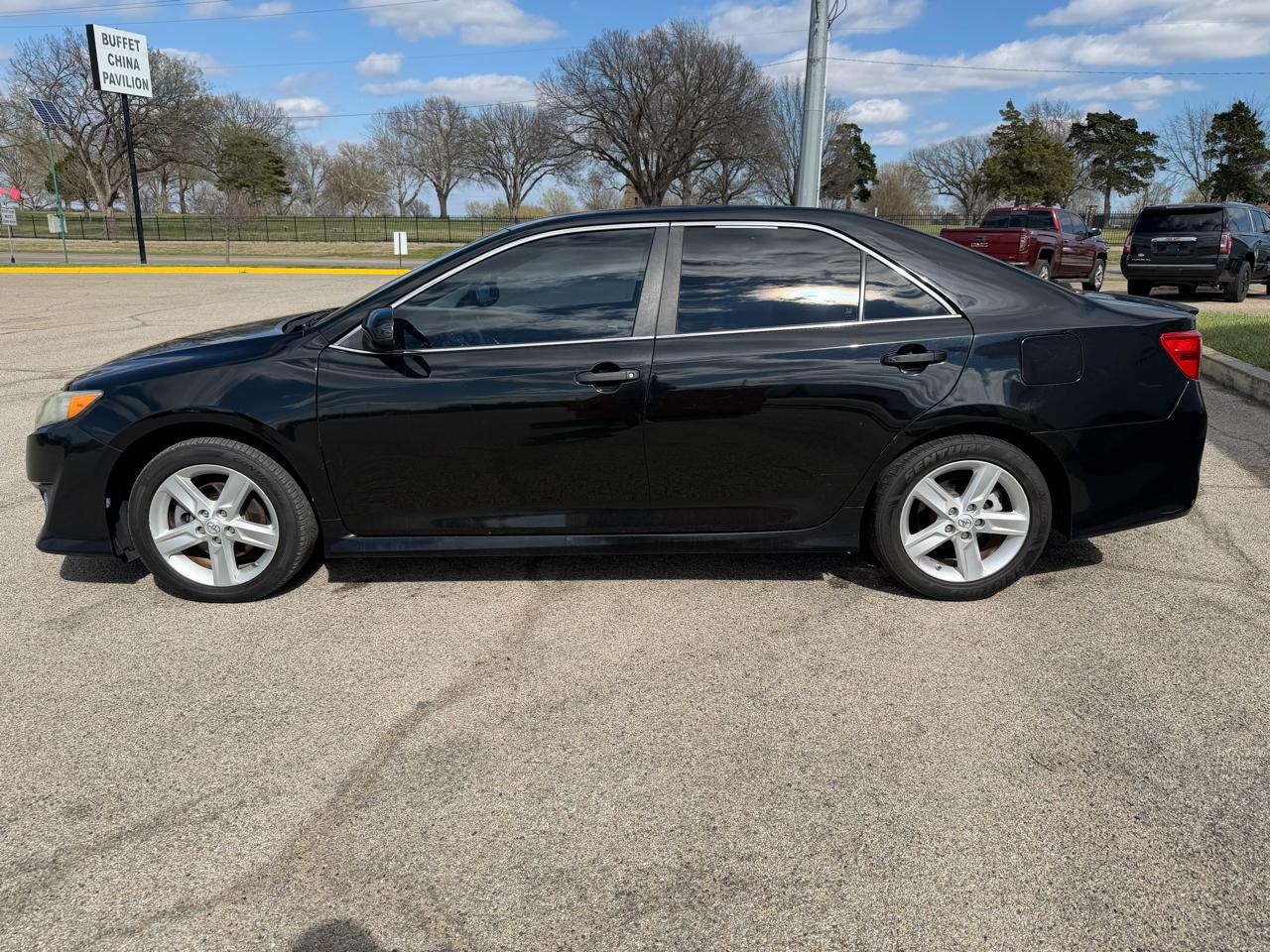 Toyota Camry 2014.5 4dr Sdn I4 Auto SE Sport (Natl) 2014