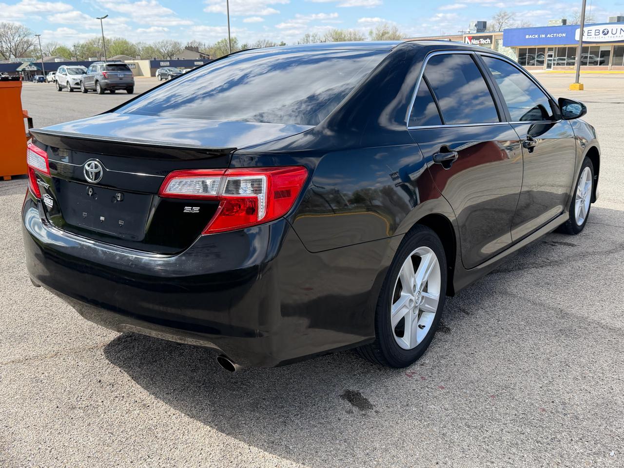 Toyota Camry 2014.5 4dr Sdn I4 Auto SE Sport (Natl) 2014