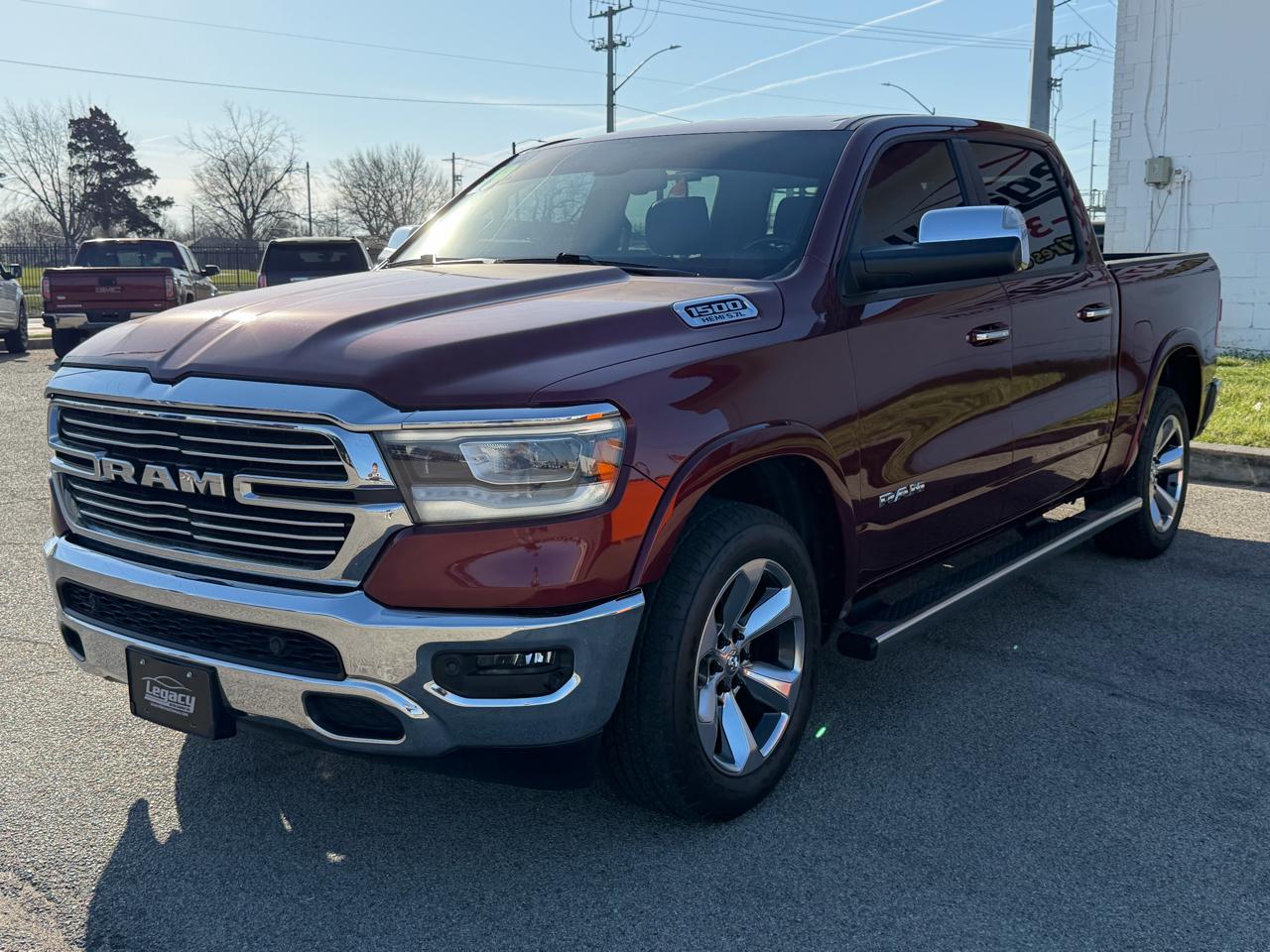 RAM 1500 Laramie 4x4 Crew Cab 5'7" Box 2019