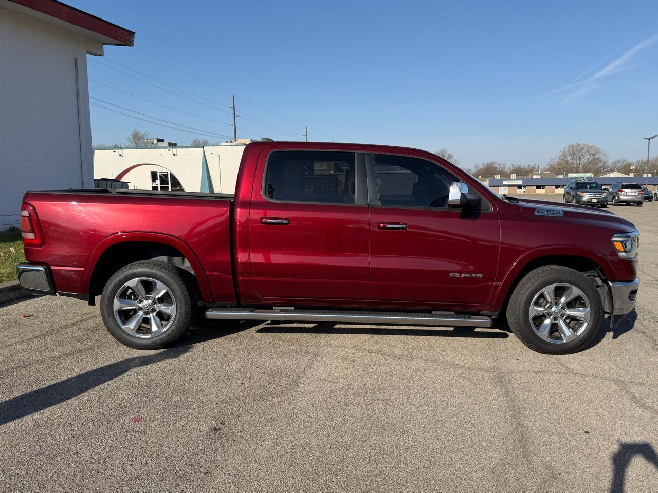 RAM 1500 Laramie 4x4 Crew Cab 5'7" Box 2019
