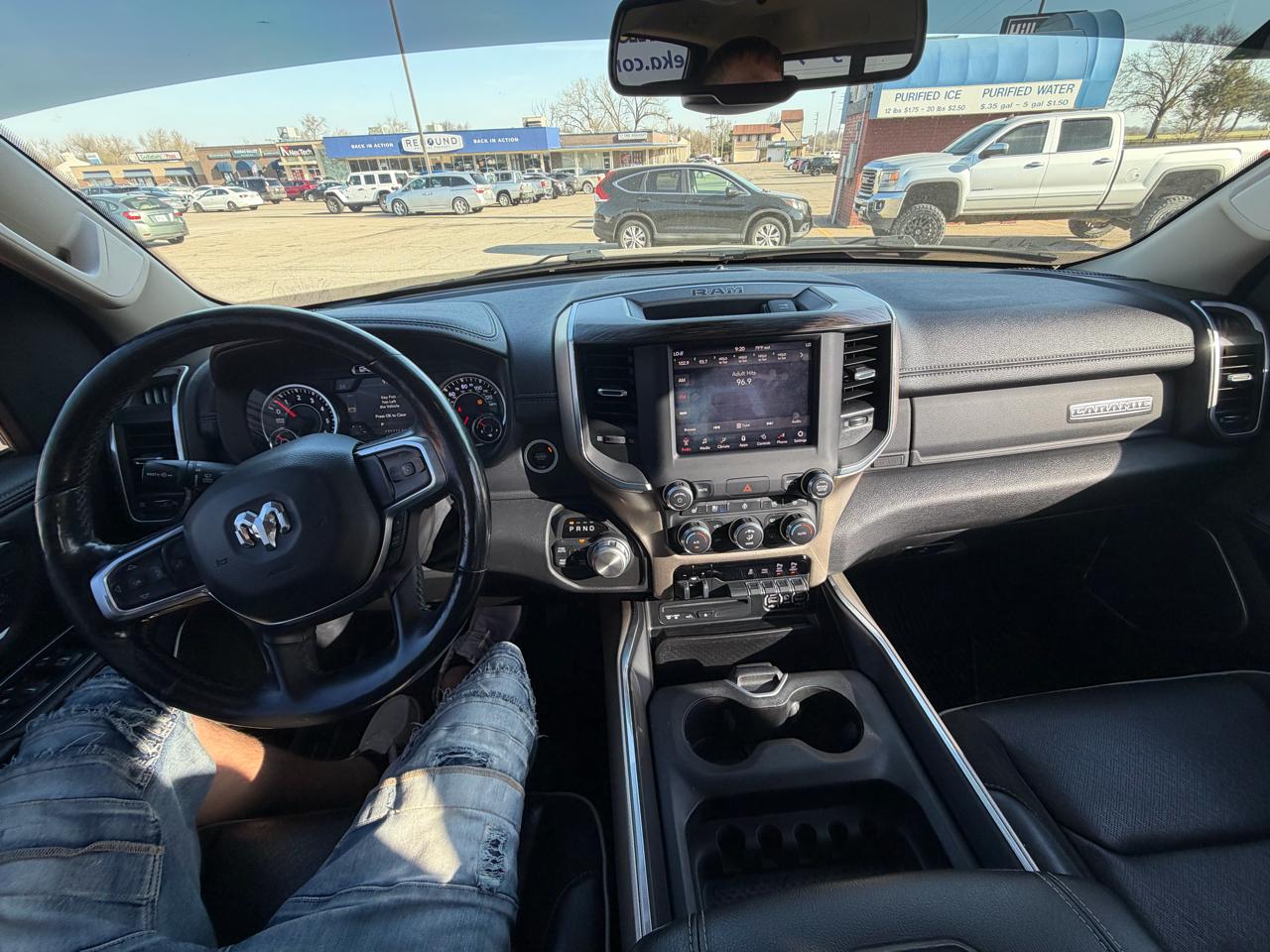 RAM 1500 Laramie 4x4 Crew Cab 5'7" Box 2019