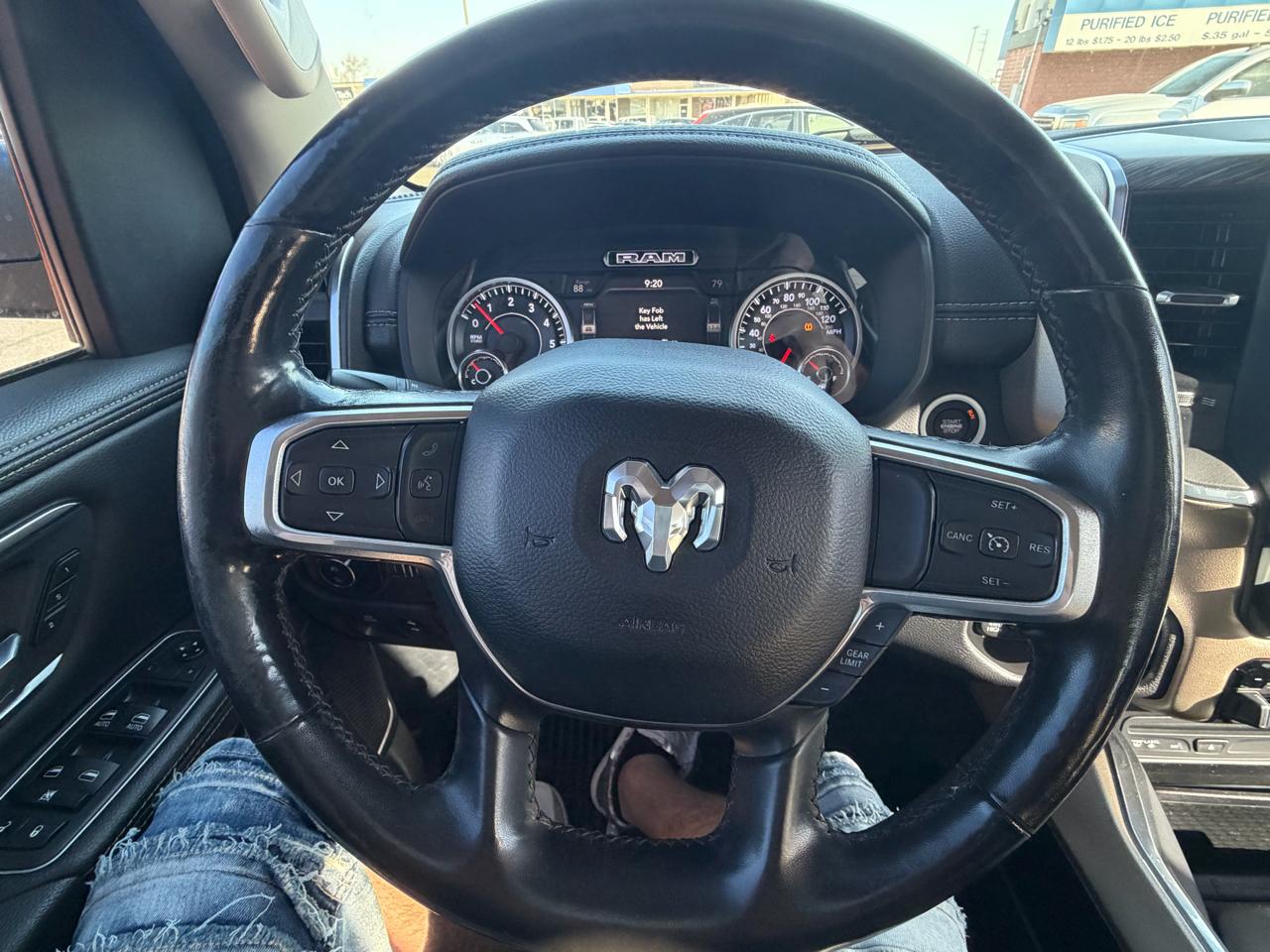 RAM 1500 Laramie 4x4 Crew Cab 5'7" Box 2019