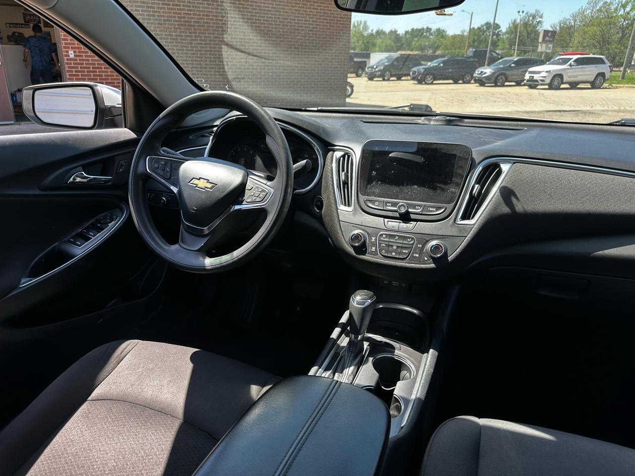 Chevrolet Malibu 4dr Sdn LT 2020