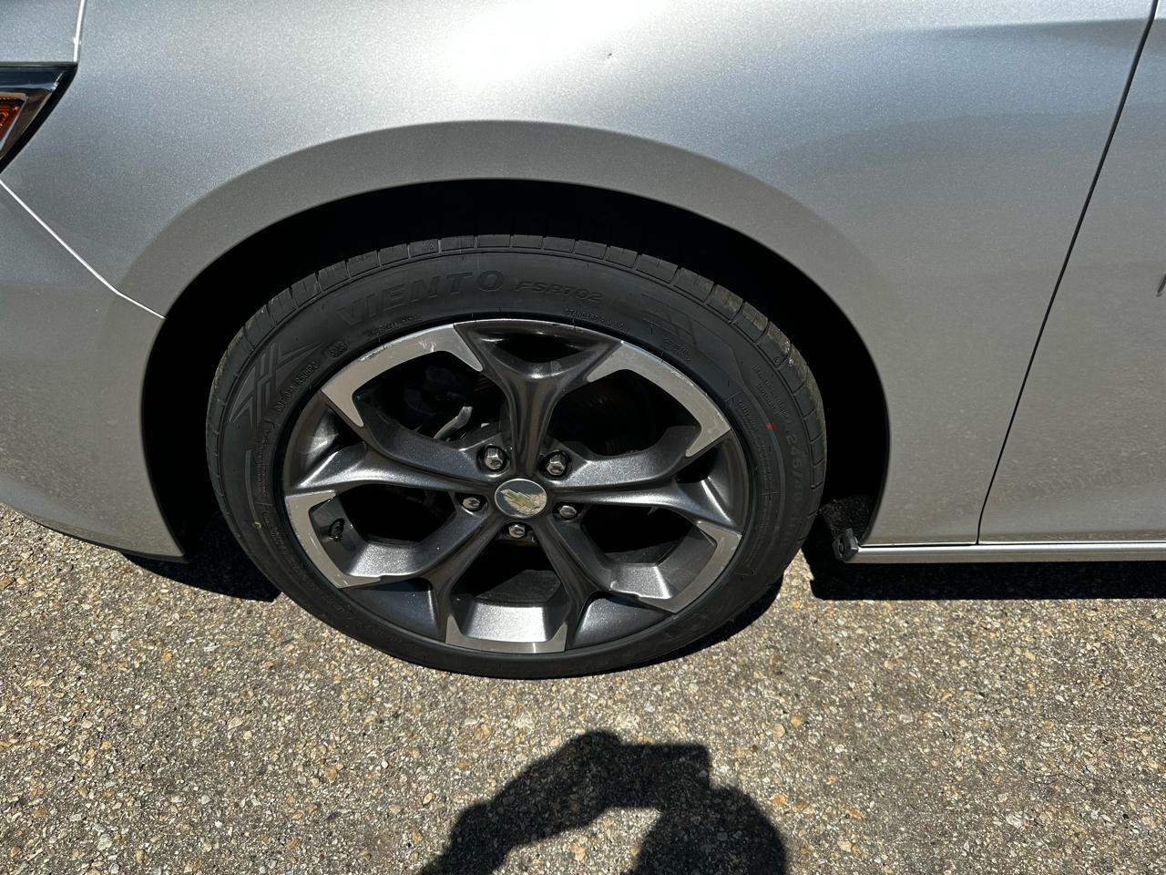 Chevrolet Malibu 4dr Sdn LT 2020