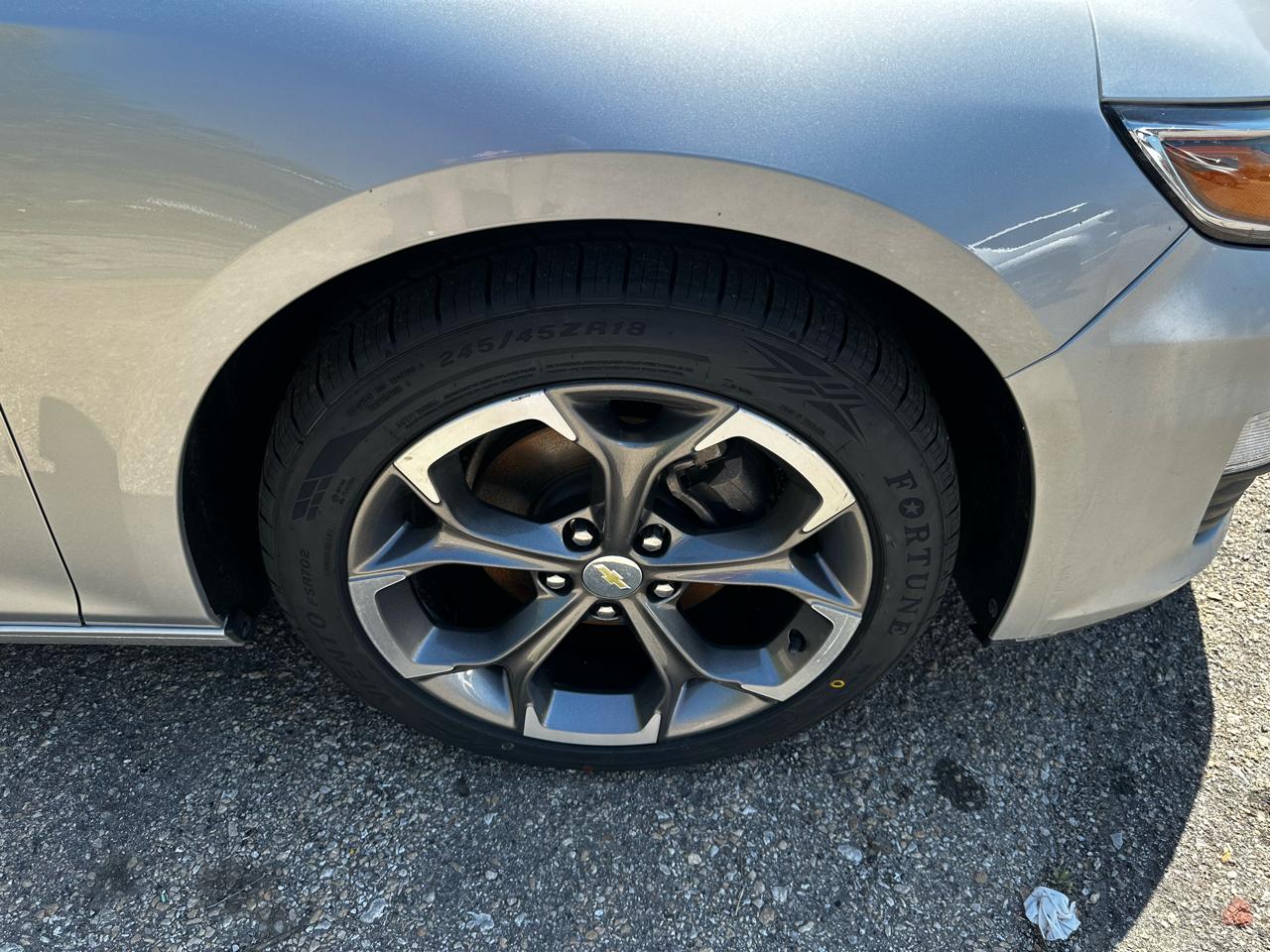 Chevrolet Malibu 4dr Sdn LT 2020