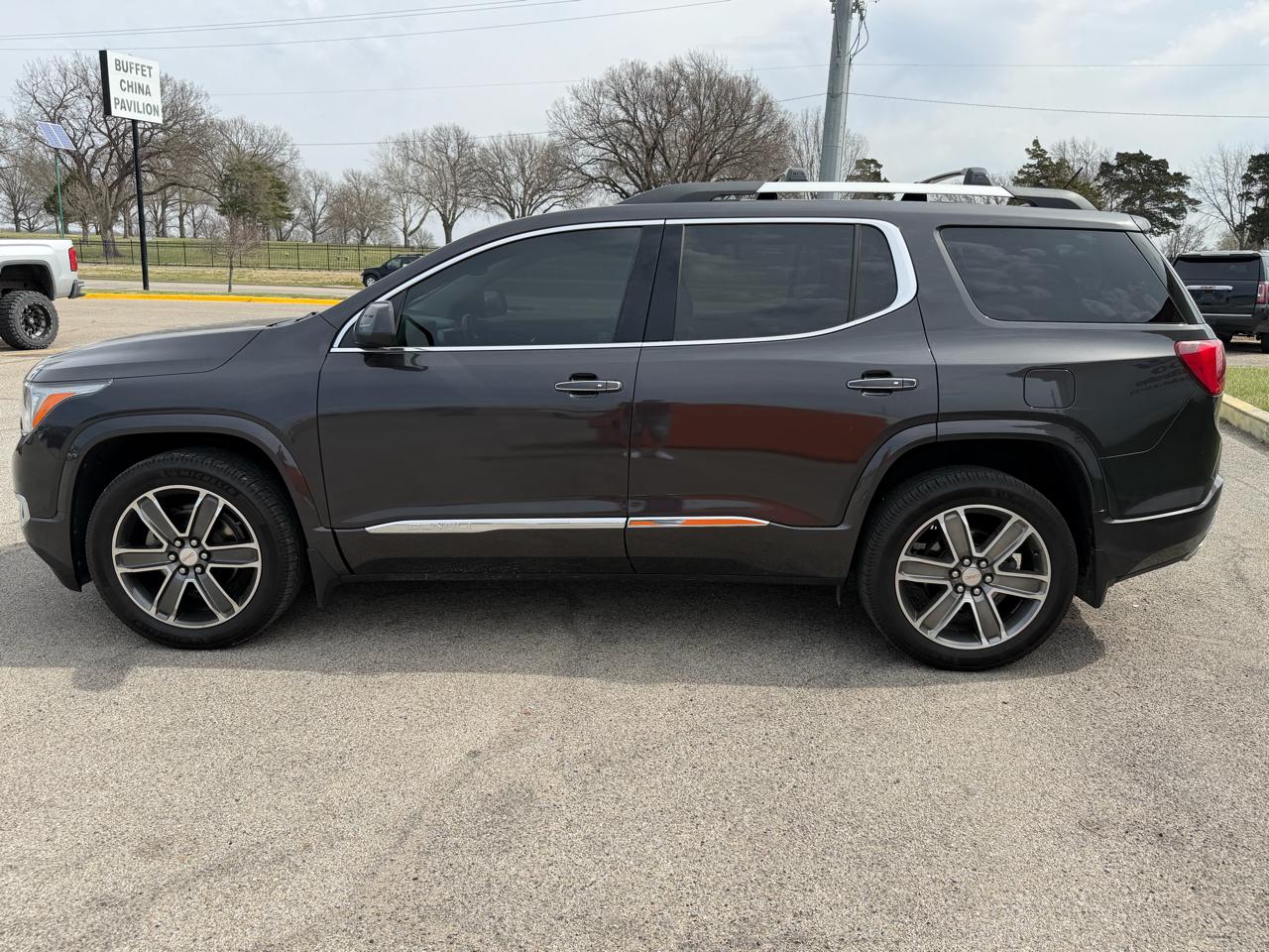 GMC Acadia AWD 4dr Denali 2018