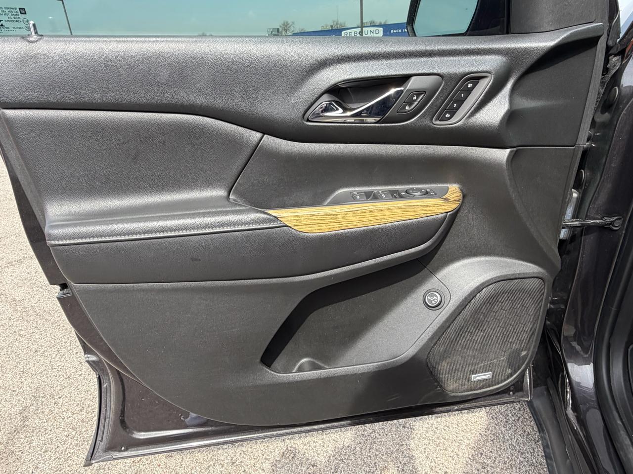 GMC Acadia AWD 4dr Denali 2018