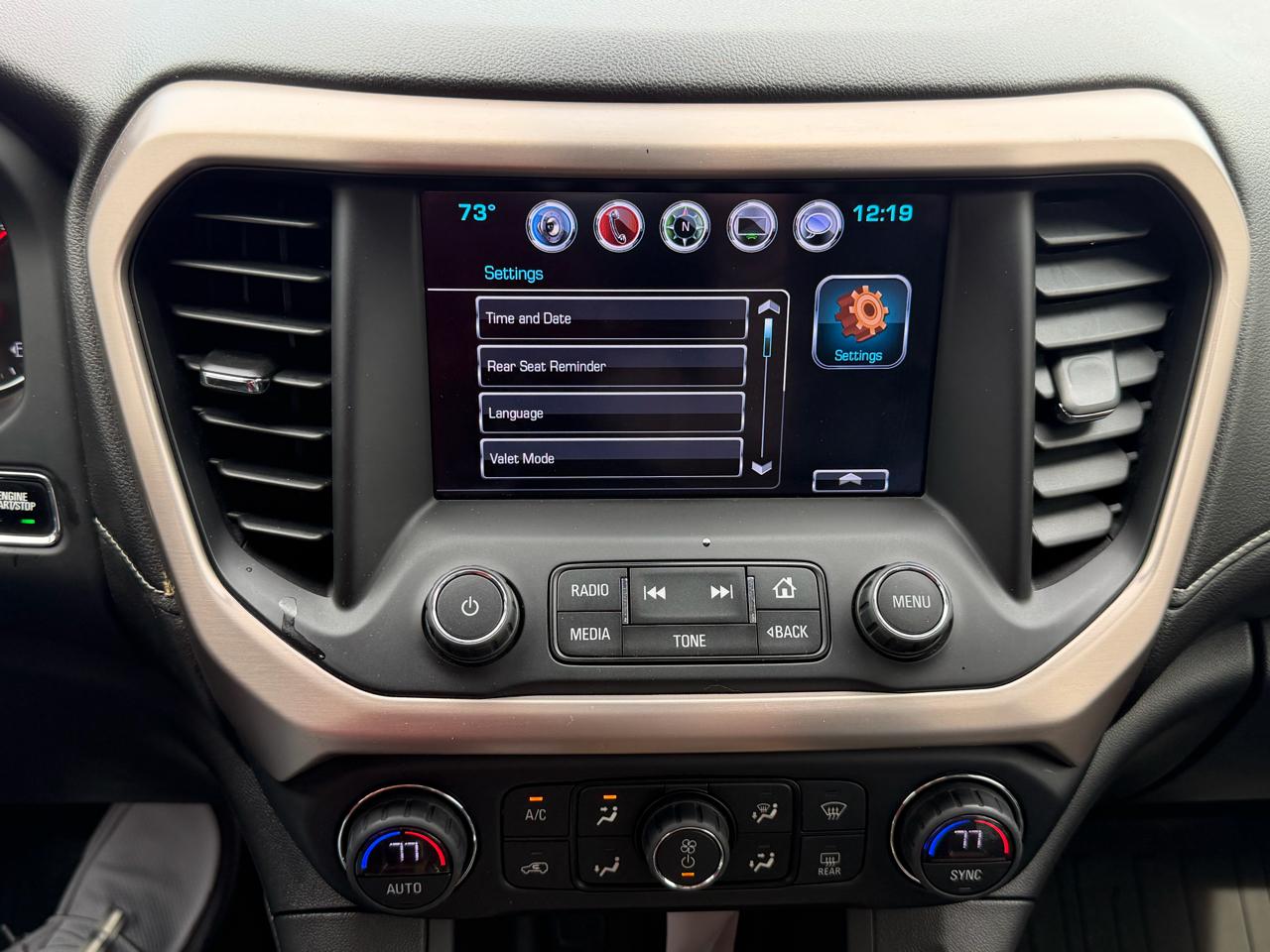 GMC Acadia AWD 4dr Denali 2018