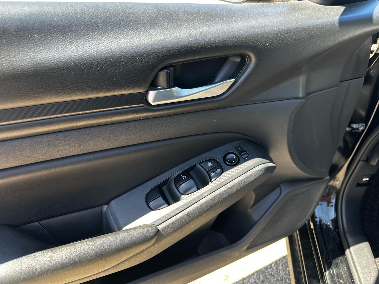 Nissan Altima 2.5 SV Sedan 2022