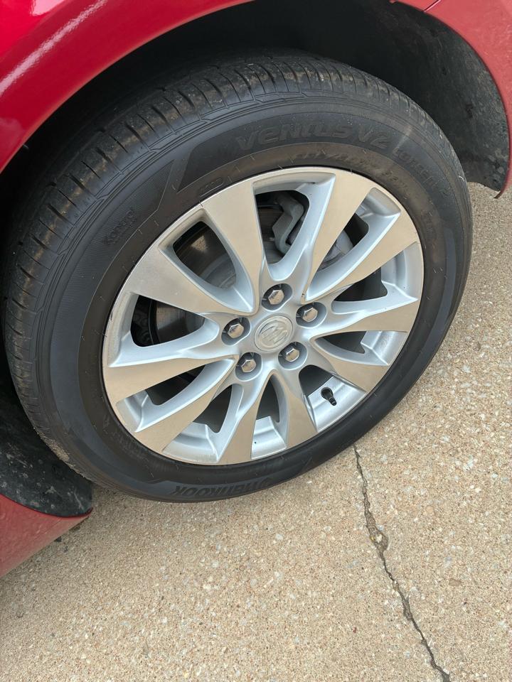 Buick LaCrosse 4dr Sdn Base FWD 2014