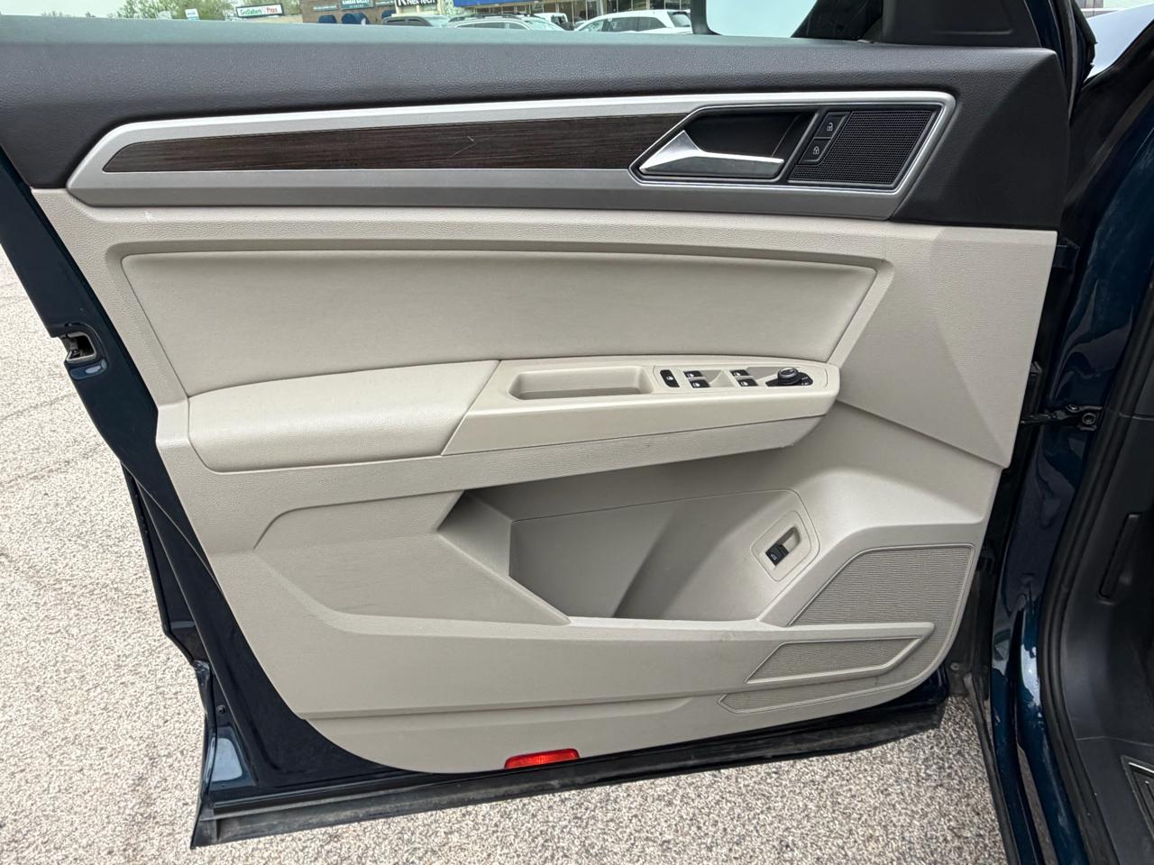 Volkswagen Atlas 3.6L V6 SEL 4MOTION 2018