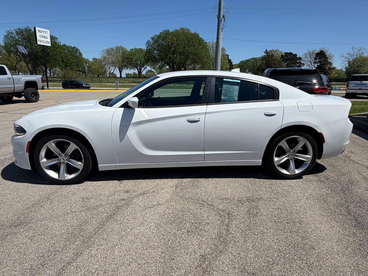 Dodge Charger SXT Plus RWD 2018