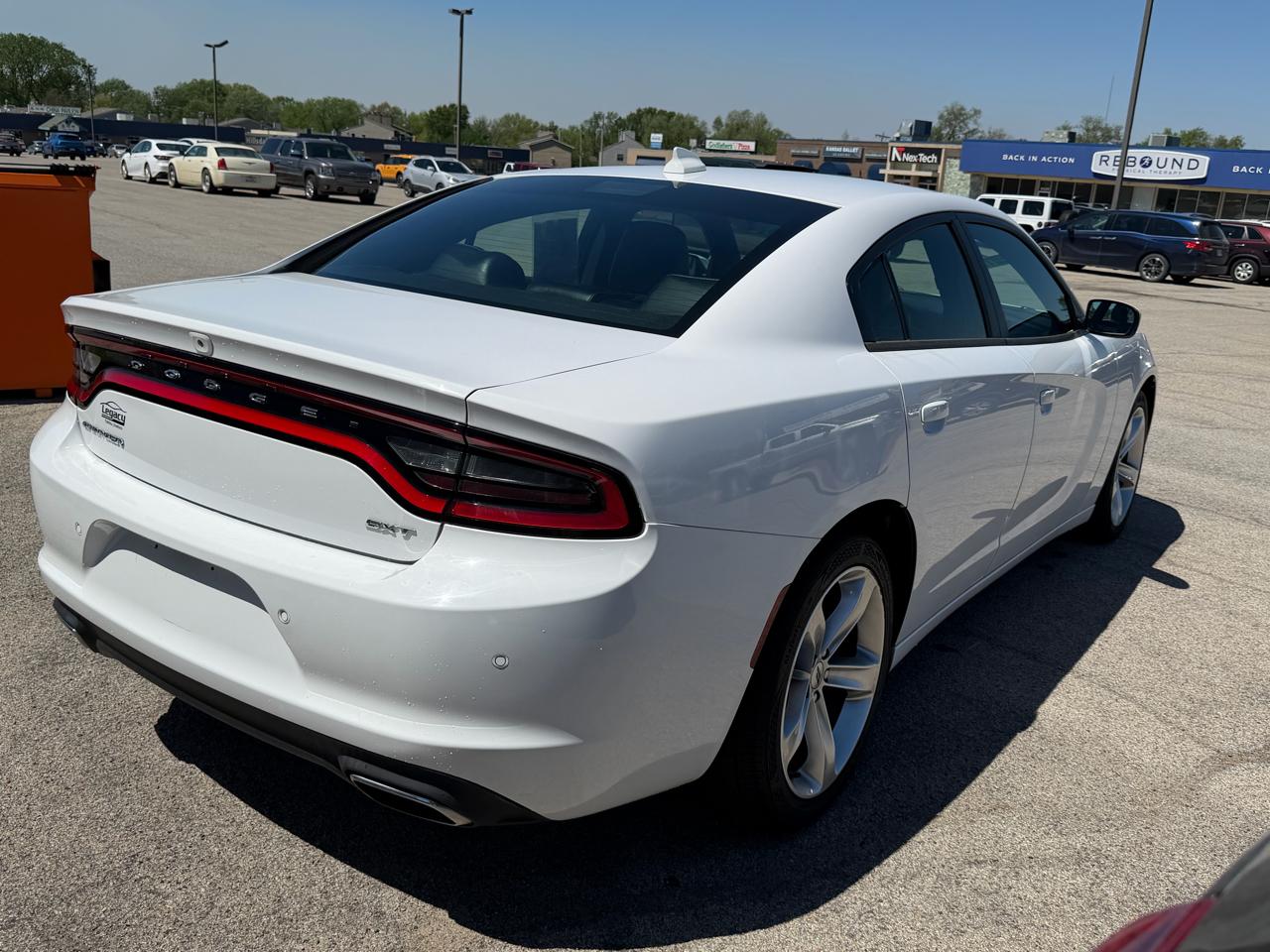 Dodge Charger SXT Plus RWD 2018