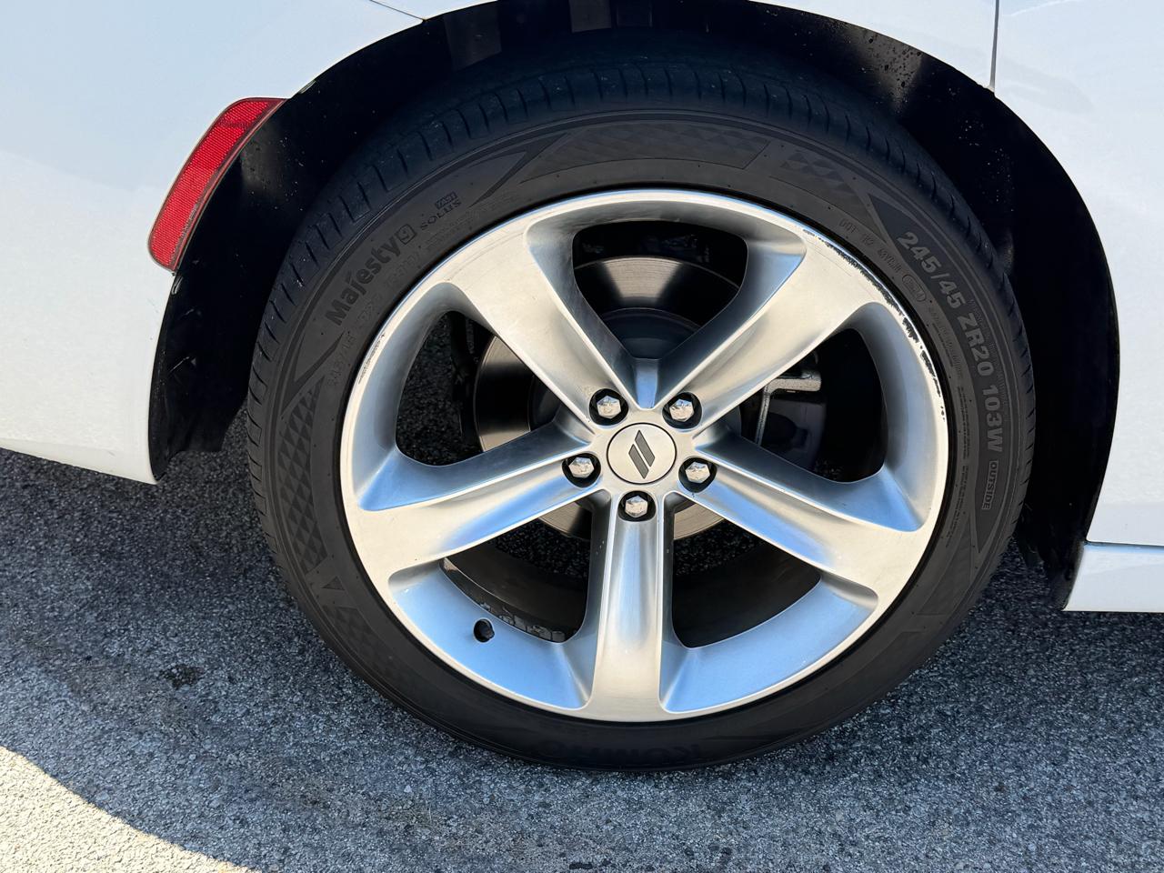 Dodge Charger SXT Plus RWD 2018