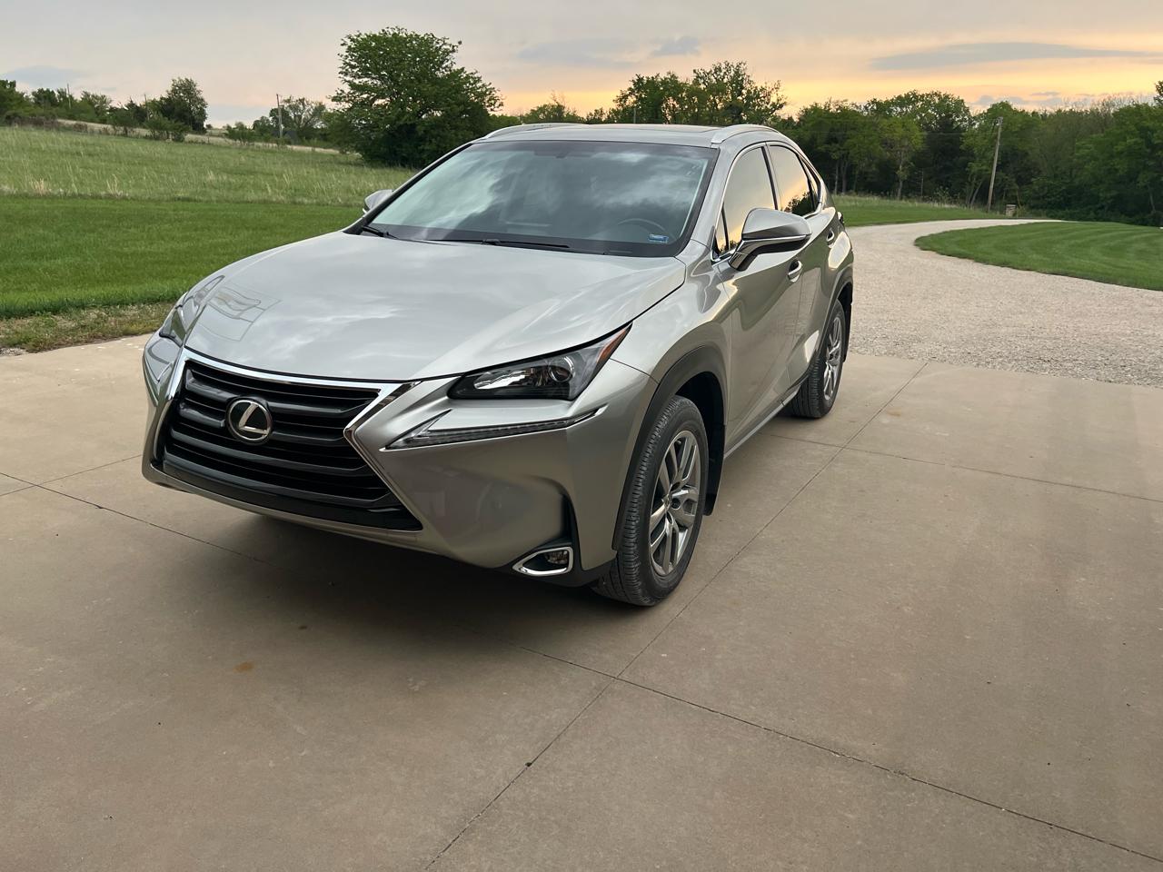 2016 Lexus NX 200t AWD 4dr