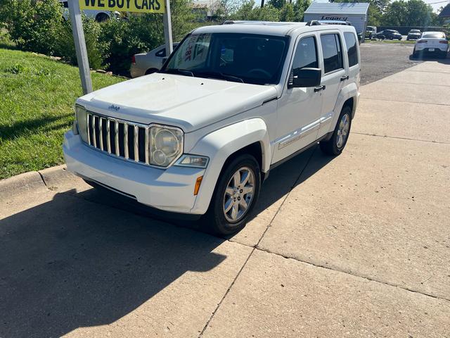 White 2008 Jeep Liberty Limited SUV / Crossover 4X2 Automatic