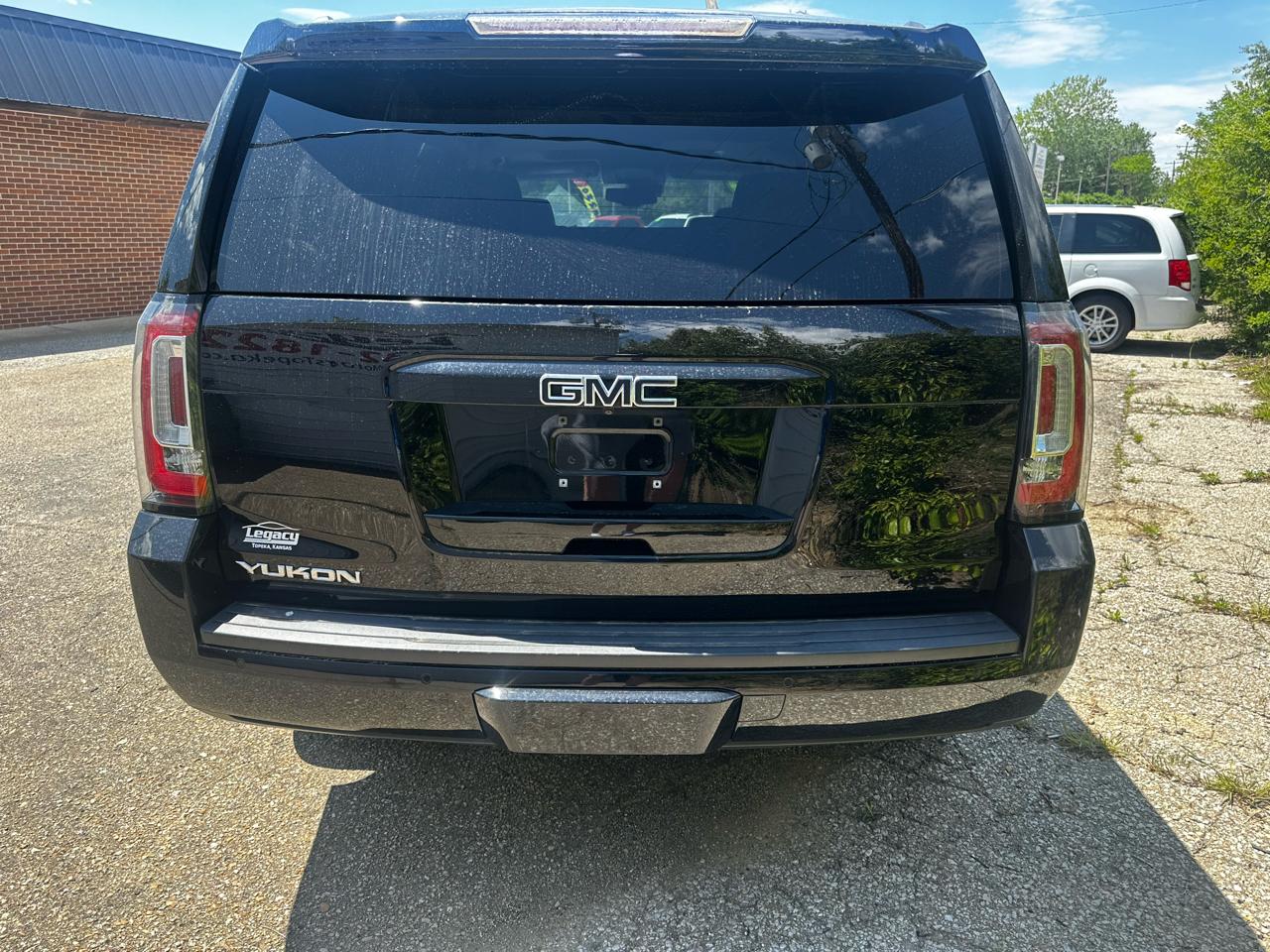 GMC Yukon 4WD 4dr SLT 2019