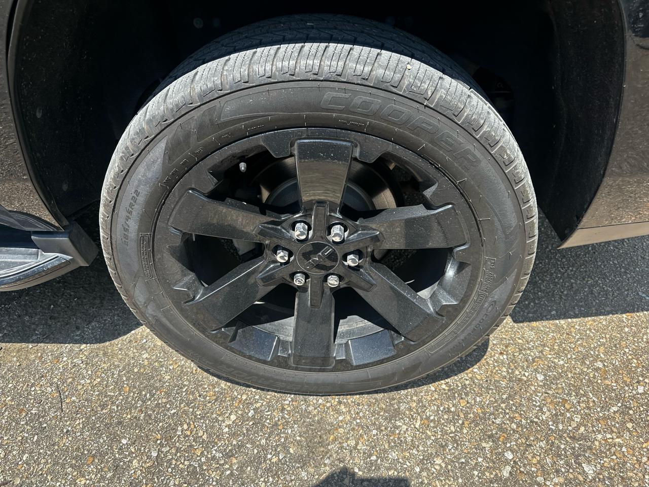 GMC Yukon 4WD 4dr SLT 2019